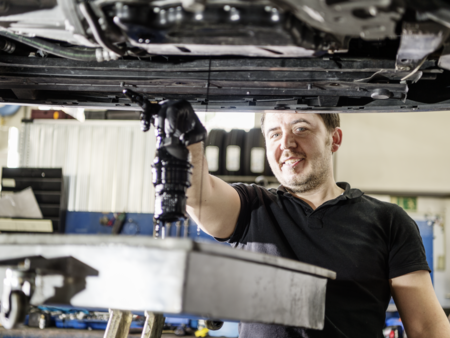 Die Bedeutung regelmässigen Ölwechsels für die Lebensdauer deines Motors